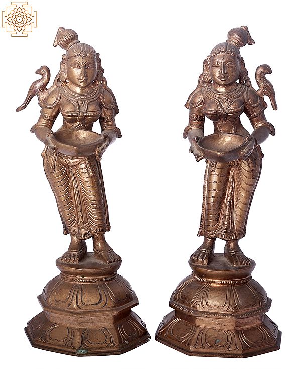 9" Paavai Vilakku (Deep Lakshmi) | Handmade | Madhuchista Vidhana (Lost-Wax) | Panchaloha Bronze from Swamimalai