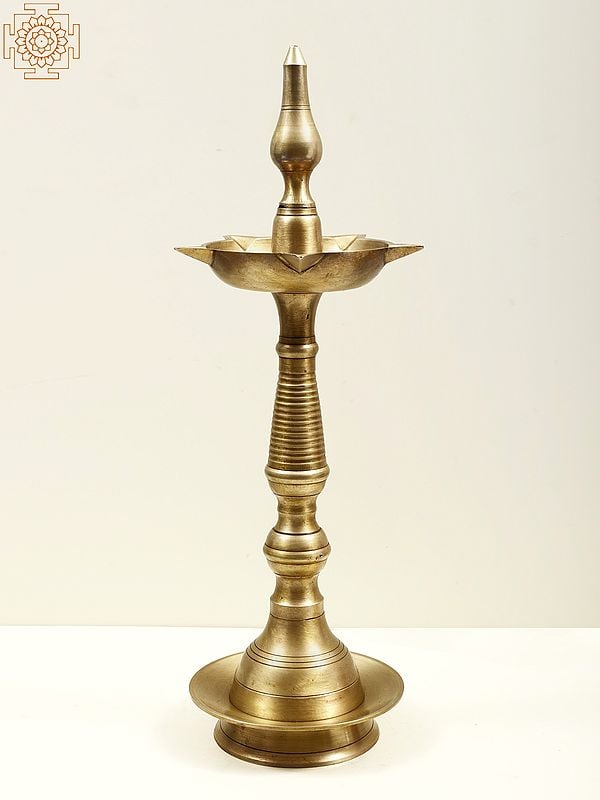 16" Brass Traditional Oil Lamp Stand