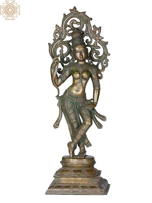 31" Standing Lady with Left Hand On Waist | Handmade | Madhuchista Vidhana (Lost-Wax) | Panchaloha Bronze from Swamimalai
