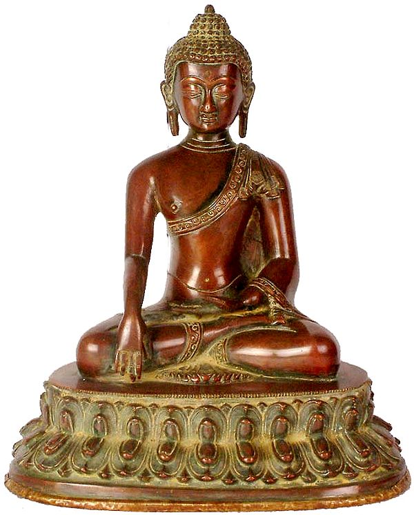 Buddha in Bhumisparsha Mudra with Wide Lotus Base