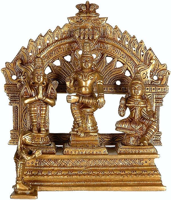Lord Vishnu with Garuda, Lakshmi and Hanuman