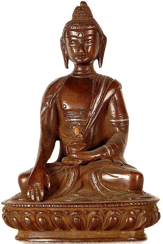 Shakyamuni Buddha in Bhumisparsha Mudra