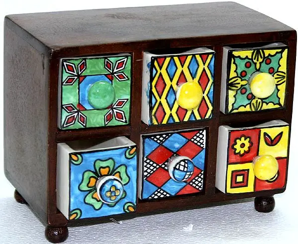 Miniature Chest of Drawers for Trinkets