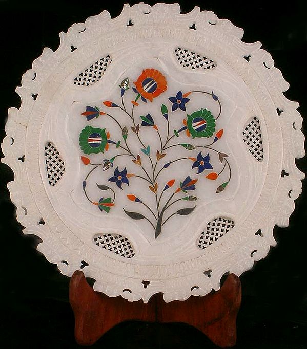 Taj Mahal Floral Inlay Work on White Makrana Marble