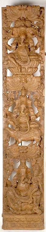 Auspicious Ganesha-Patta with Three Ganesha Forms
