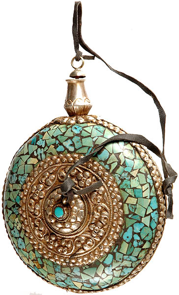 Turquoise Snuff Bottle with Central Lotus and Vishva Vajra on Reverse