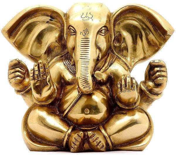 Tryakshara Ganapati in Delightful Disposition