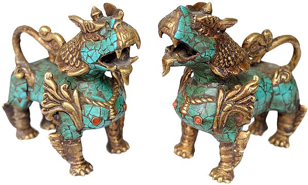 Temple Snow Lion Pair with Inlay Work