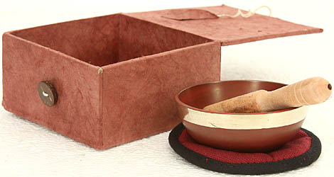 Small Singing Bowl with Box