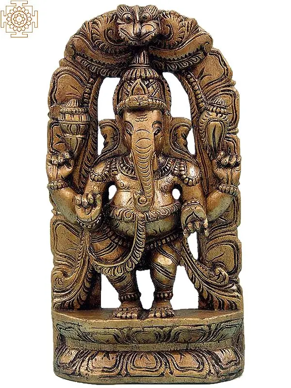 Dwibhanga Position of Ganesha