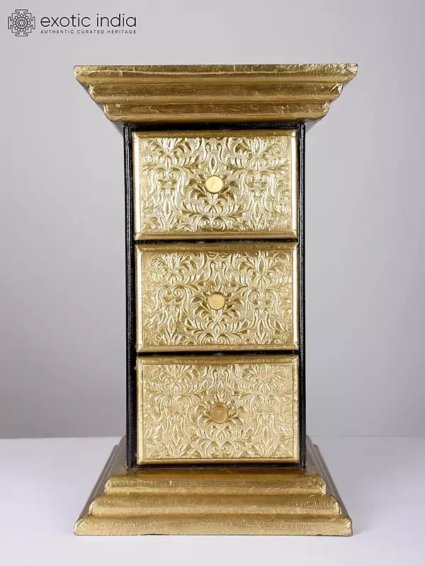 Finely Fully Decorated Pedestal