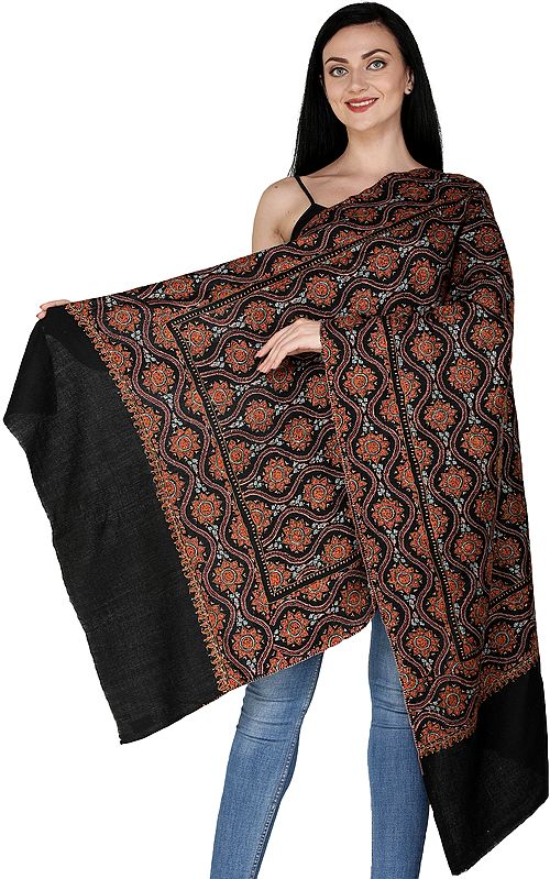 Kashmiri Stole with Sozni Embroidered Florals In Geometric Pattern