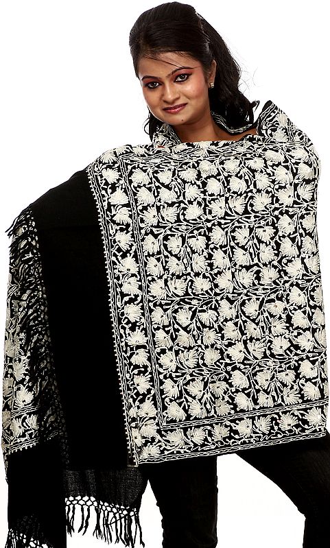 Anthracite-Black Stole from Amritsar with Aari Embroidered Flowers and Sequins
