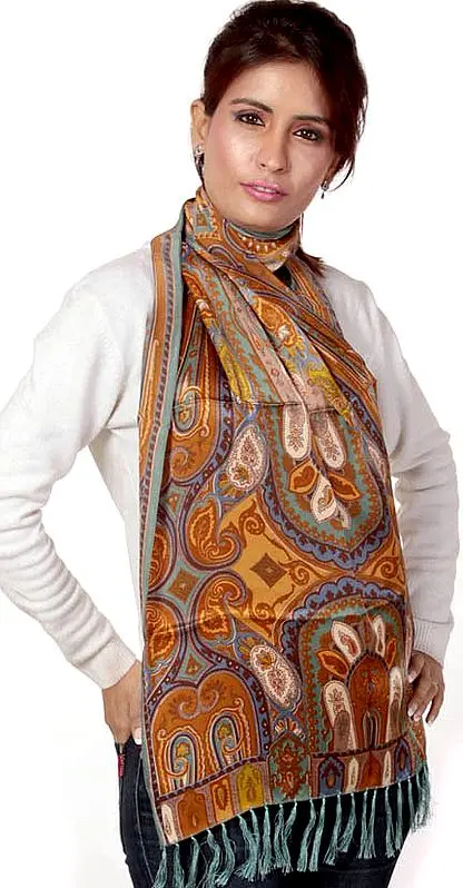 Wasabi-Green Scarf with Golden Printed Paisleys