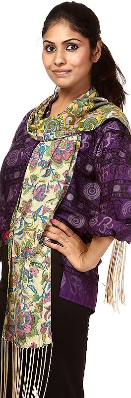 Cream and Green Reversible Scarf with with Modern Print All-Over