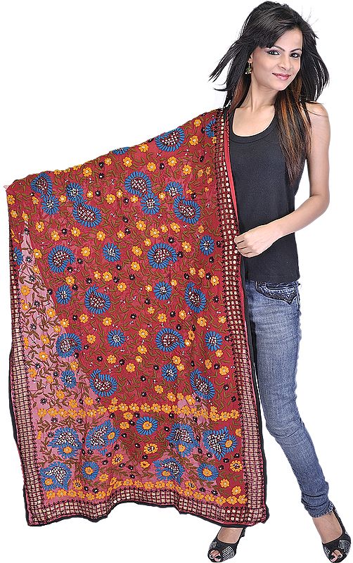 Pompeian-Red Phulkari Dupatta from Punjab with Aari-Embroidered Flowers by Hand