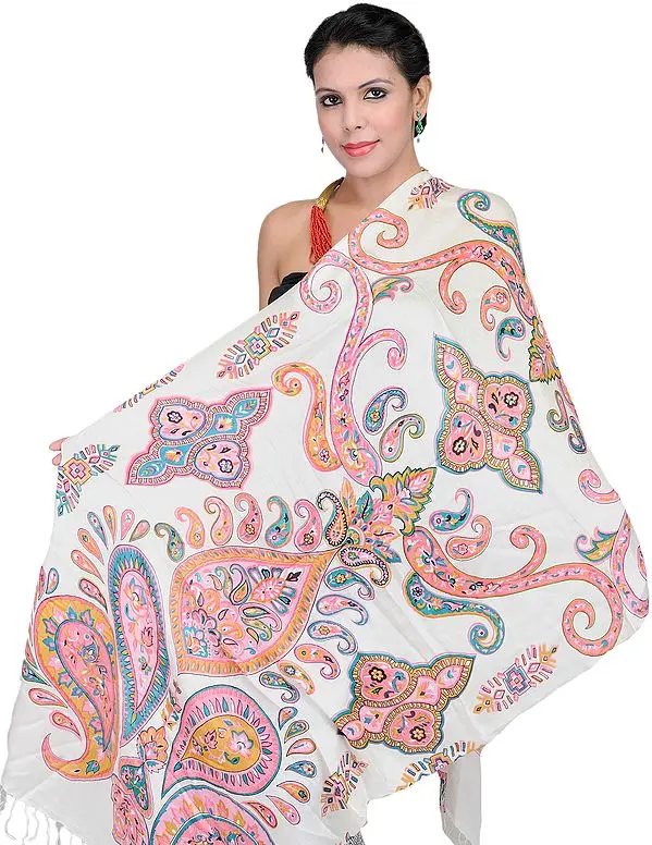 Ivory Stole with Large Printed Paisleys