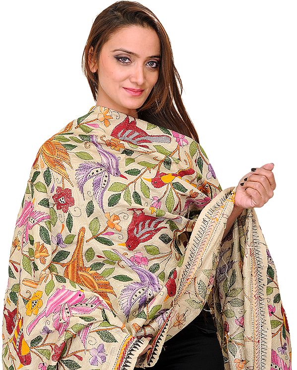 Cloud-Cream Kantha Dupatta with Hand-Embroidered Birds and Foliage