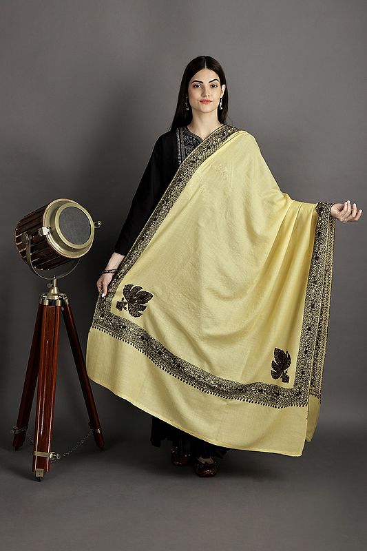 Wool Shawl From Kashmir With Sozni Hand-Embroidered Paisley Border And Corners