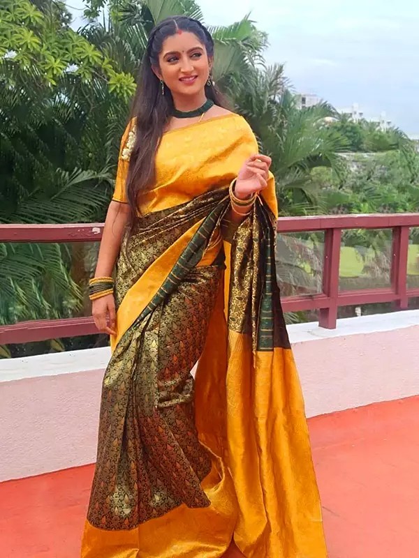 Rich Pallu Jacquard Work Soft Lichi Silk Saree All Over Jacquard Design Ethnic Festive Party Casual Modern Wear