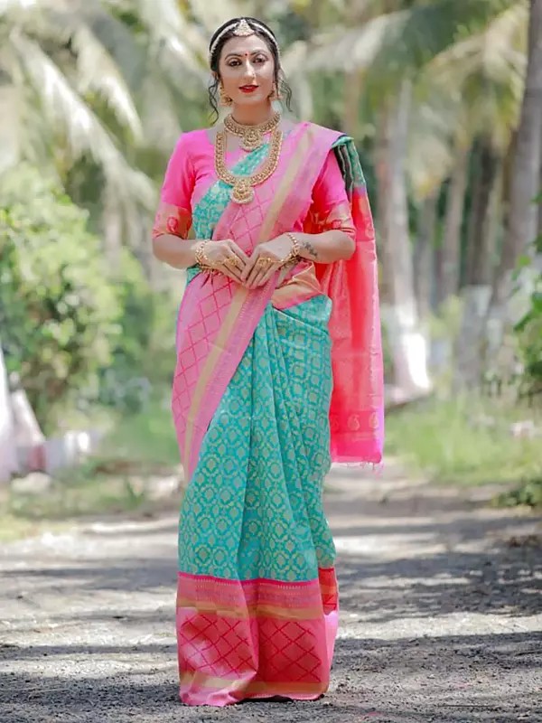 Alluring Soft Lichi Silk Saree Rich Pallu Jacquard Work Pink Green Dual Tone Ethnic Festive Party Wear For Women