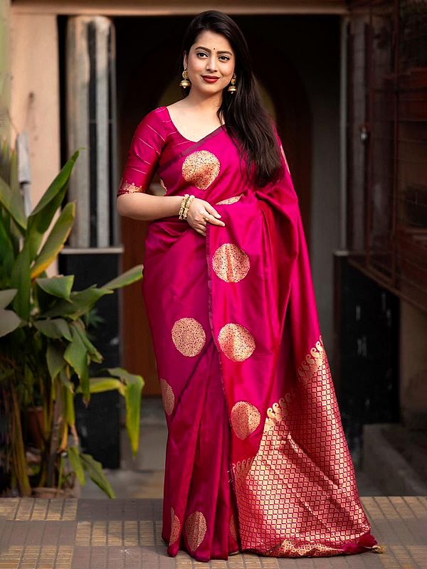 Soft Lichi Silk Jacquard Work Big Motifs Casual Wear Saree With Beautiful Rich Tassels Pallu