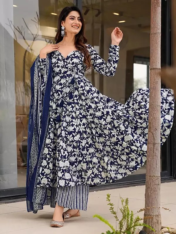 Festive Anarkali Ensemble with Heavy Floral Print on Maslin Fabric