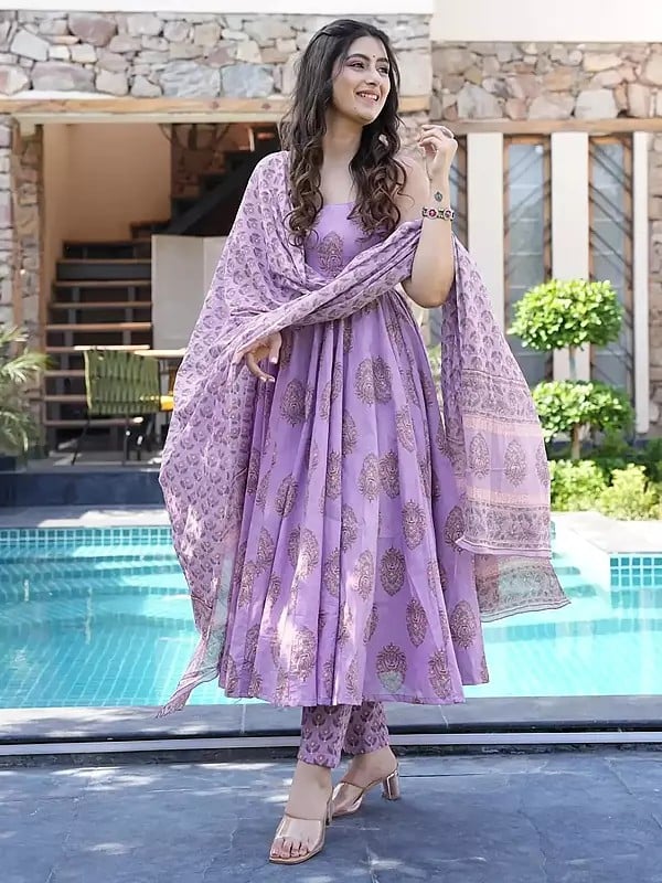 Light-Lavender Anarkali Style Pure Muslin Fully Flared Heavy Digital Printed Kurti And Bottom With Dupatta