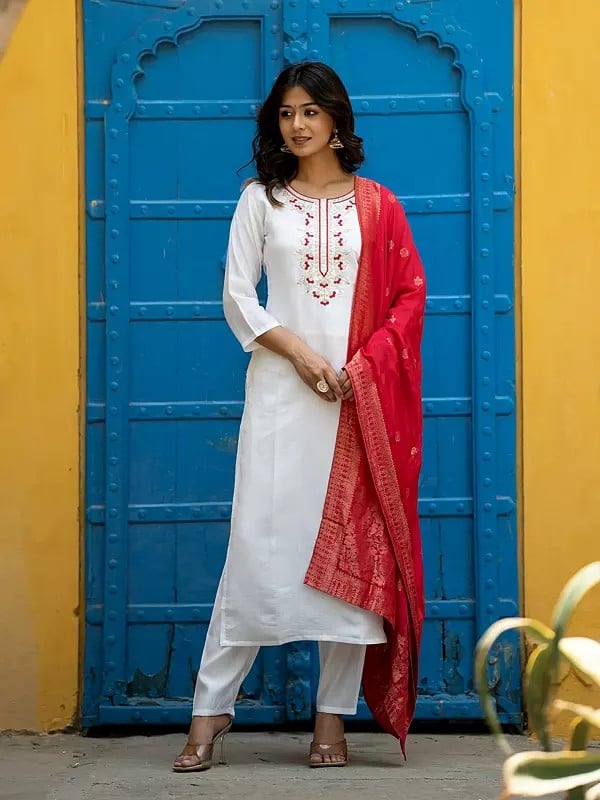 Chanderi Silk Floral Embroidery Work On Neck Festive Wear Kurta With Bottom And Attractive Dupatta