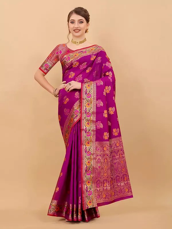 Floral Motifs All Over Soft Silk Beautiful Saree With Contrast Pallu For Casual Occasion