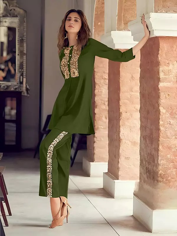Sequins And Embroidery Work Top With Bottom Chanderi Co-Ord Set For Casual Occasion