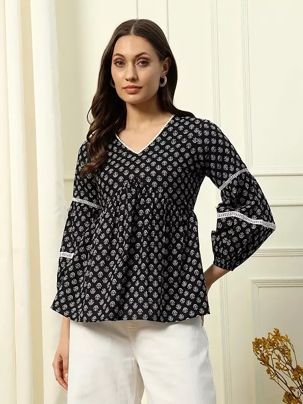 Cotton Print Work All Over And V-Neck Fancy Top For Party Occasion