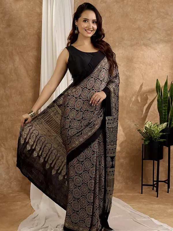 Digital Printed Border Original Semi Gajji Silk Saree with Contrast Blouse and Ajrakh Rich Pallu