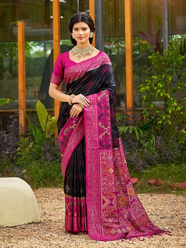 Ethnic Wear Pochampally Silk Saree with Floral Border and Designer Pallu for Women