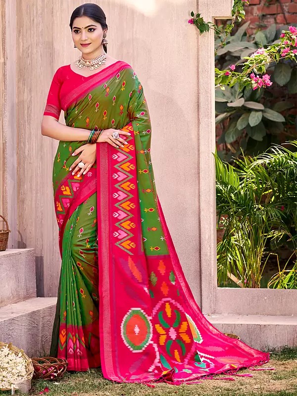 Elegant Broad Border and Contrast Pallu Pochampally Silk Saree for Wedding Wear