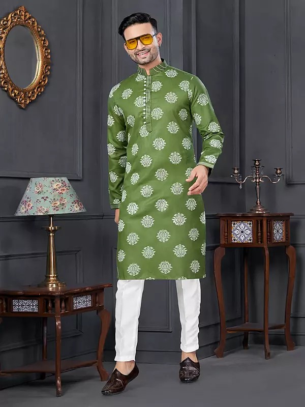 Mandarin Collar Floral Printed Attractive Casual Wear Cotton Kurta With Straight Pajama