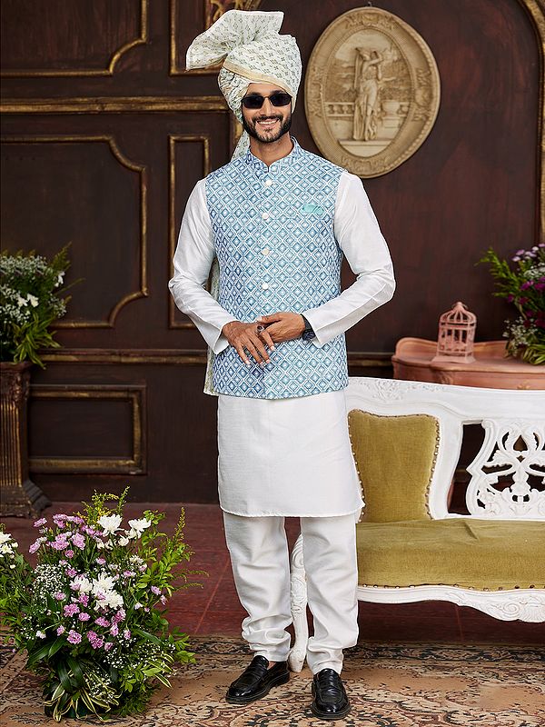 Stunning Men's Traditional Art Banarasi Silk Festive Wear Kurta Pajama With Waistcoat
