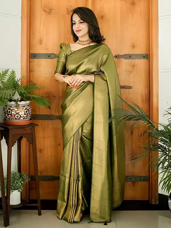 Soft Lichi Silk Traditional Attractive Festive Wear Saree With Tassels Pallu