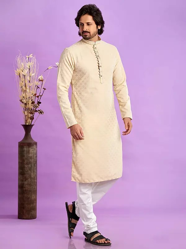 Stylish Art Soft Silk Full Sleeve And Mandarin Collar Festive Wear Kurta Pajama Set