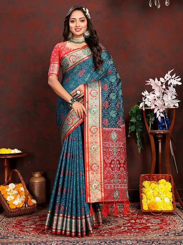 Elegant Patola Weaving Print Festive Wear Silk Saree With Contrast Tassels Pallu