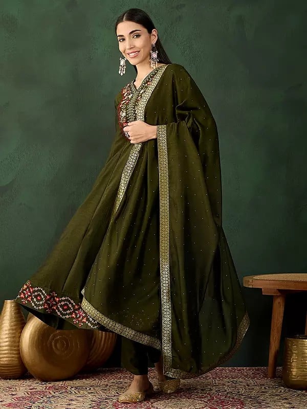 Thatch-Green Vichitra Silk Round Neck Floral Embroidery And Hand Work Kurta With Trouser & Dupatta