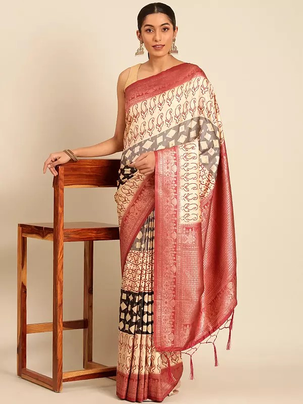 Silk Printed Attractive Saree With Contrast Border And Tassels Pallu For Festival Occasion