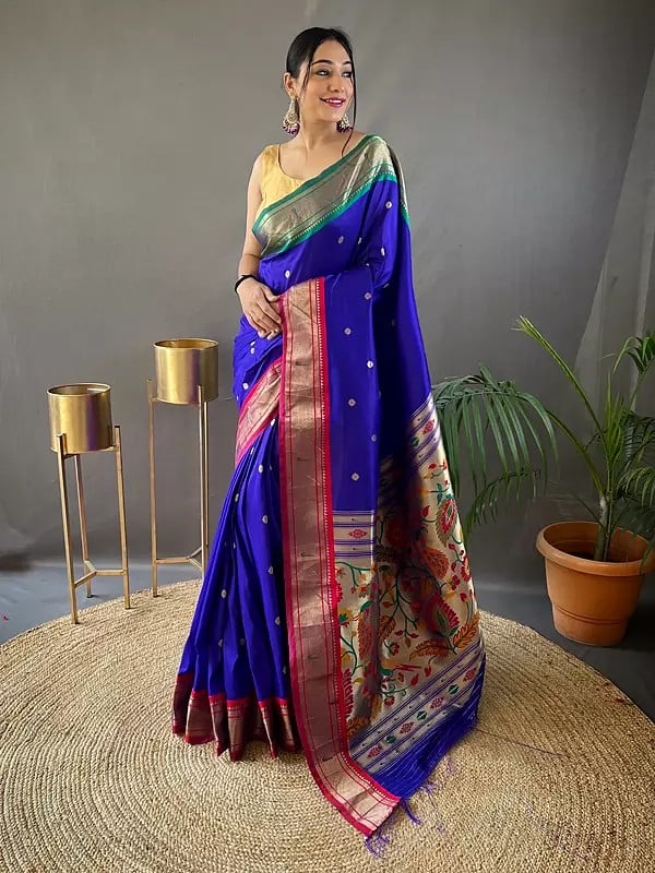 Silk Weaving Work Traditional Festival Wear Beautiful Saree With Attractive Floral Pallu