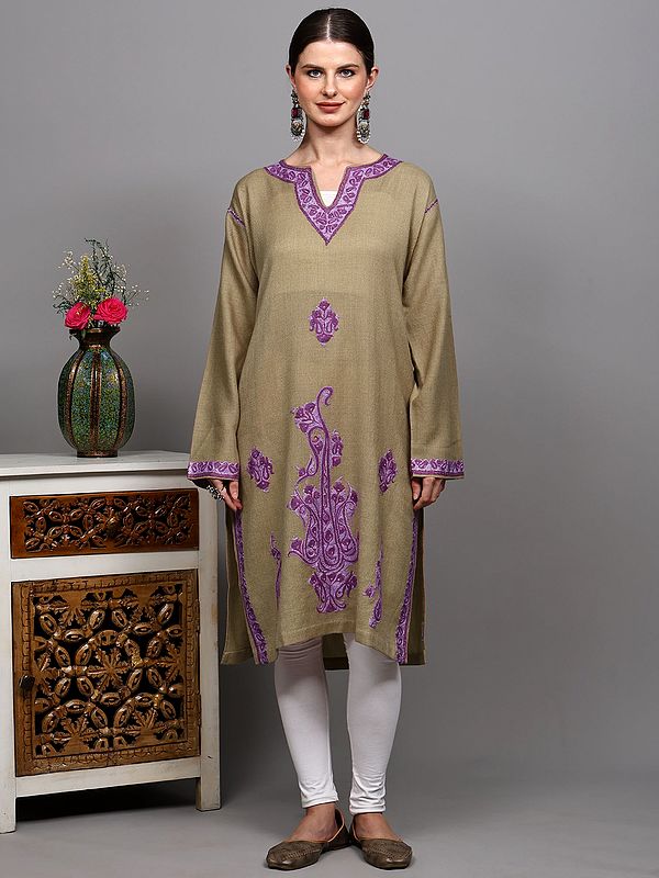 White-Paper Aari Embroidered Paisleys Motifs Pure Wool Phiran from Kashmir