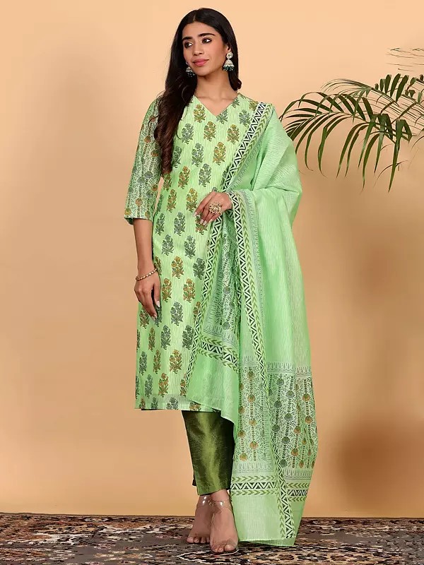 Green Chanderi Kurta Set With Paisley Block Print And Silk Pants Festive Indian Wear