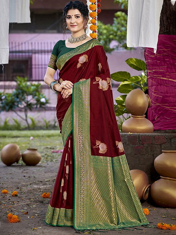 All Over Floral Motifs And Contrast Border Elegant Silk Saree With Attractive Tassels Pallu