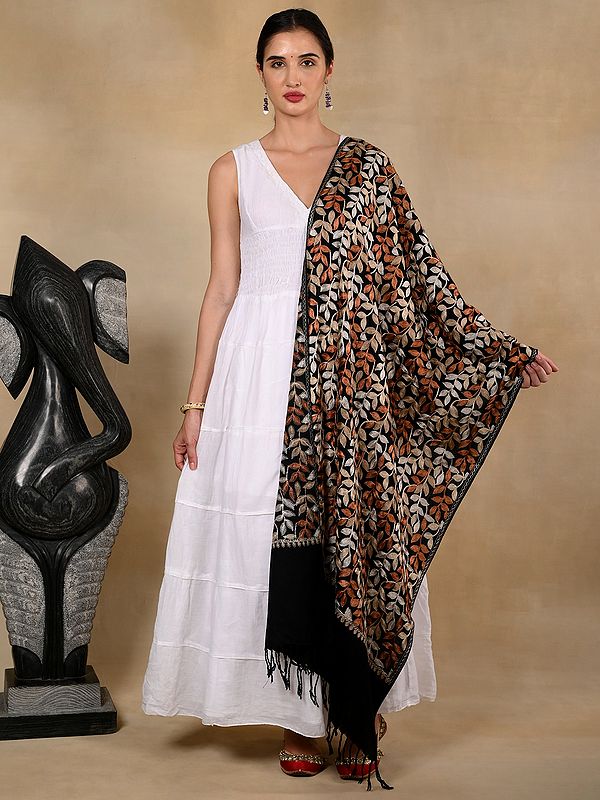 Pure Woolen Black Stole with Detailed Leaf Garland Threadwork