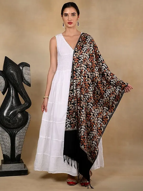 Pure Woolen Black Stole with Detailed Leaf Garland Threadwork
