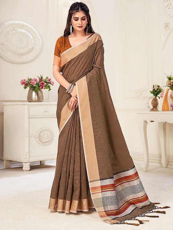 Linen Traditional Tassle Pallu Saree With Blosue