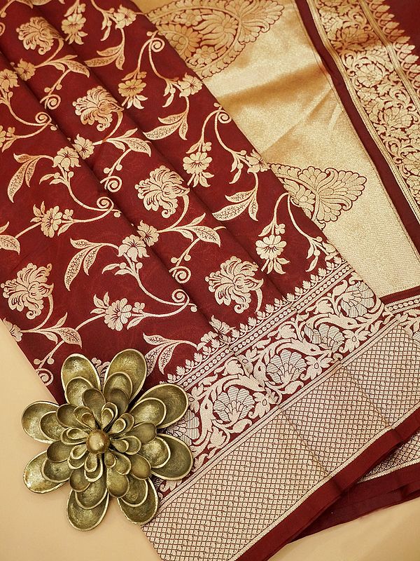 Savvy-Red Silk Saree with Floral Vine Pattern Tanchoi Weave